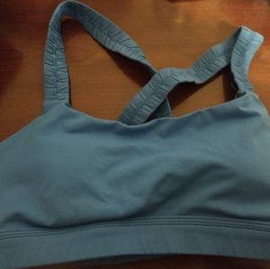 Lululemon sports bra size 4